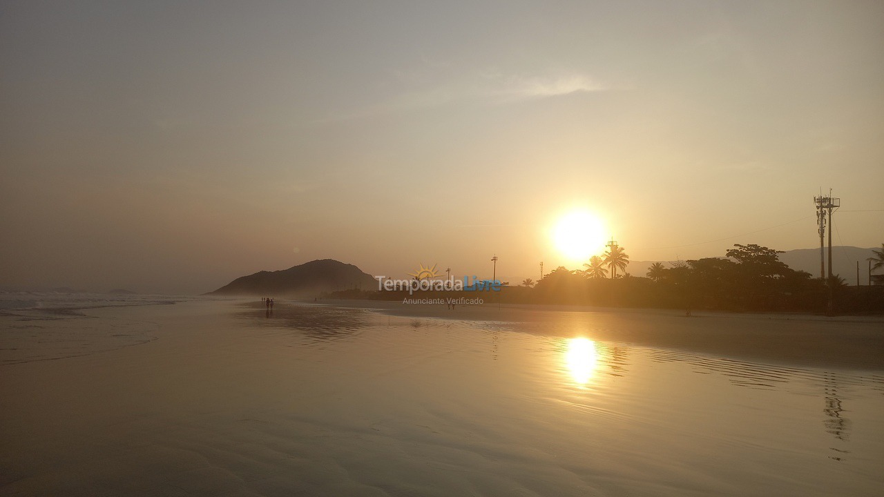 Casa para aluguel de temporada em Bertioga (Boraceia)