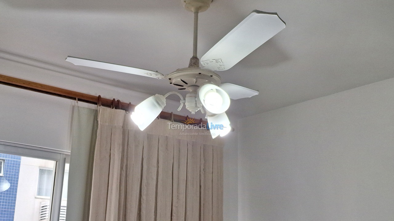 Apartamento para aluguel de temporada em Balneário Camboriú (Centro)