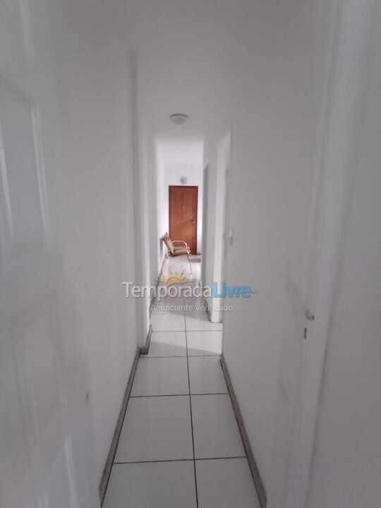 Apartamento para aluguel de temporada em Guarapari (Praia de Peracanga)