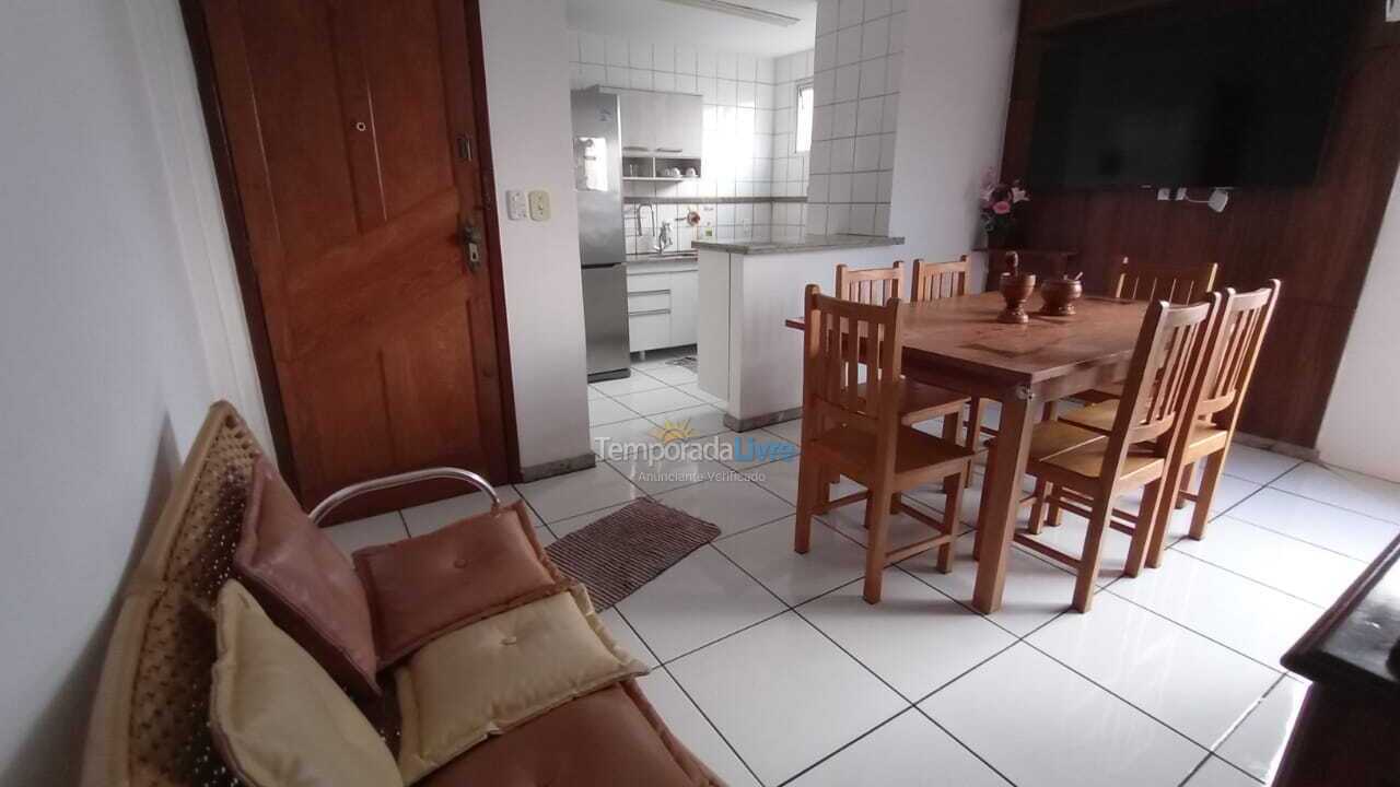 Apartamento para aluguel de temporada em Guarapari (Praia de Peracanga)