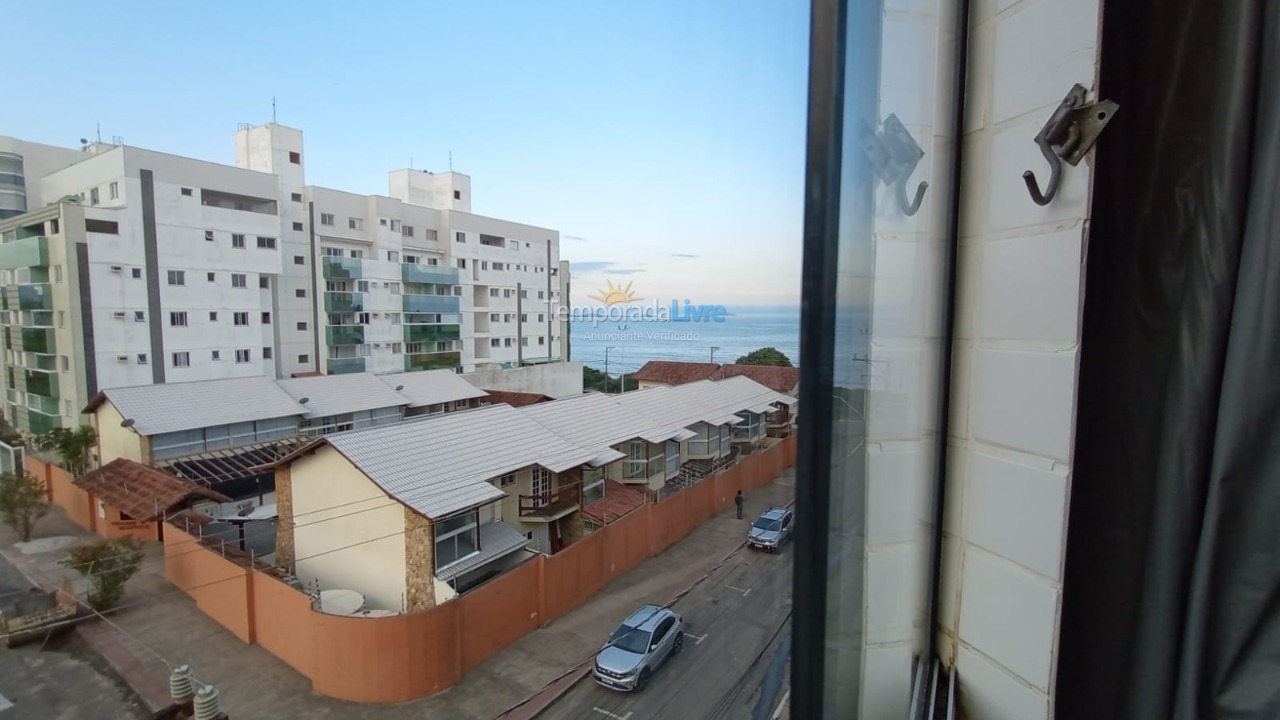 Apartamento para aluguel de temporada em Guarapari (Praia de Peracanga)