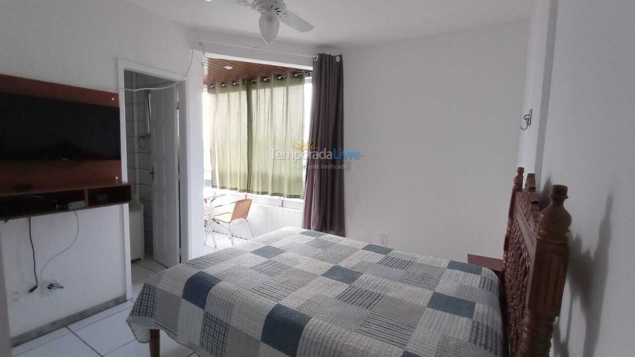 Apartamento para aluguel de temporada em Guarapari (Praia de Peracanga)