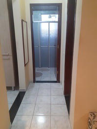 LINDO APARTAMENTO PARA TEMPORADA 30 METROS DO MAR GUILHERMINA PG SP