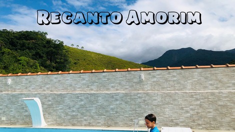 Casa com piscina**Aconchegante e confortável-5min de carro até a praia