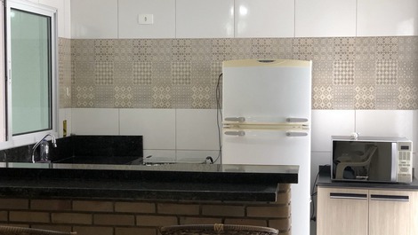 Casa com piscina**Aconchegante e confortável-5min de carro até a praia