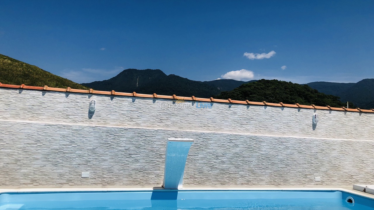 Casa para aluguel de temporada em Ubatuba (Maranduba)