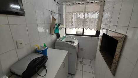 EXCELENTE APARTAMENTO QUADRA MAR 2 DORM.