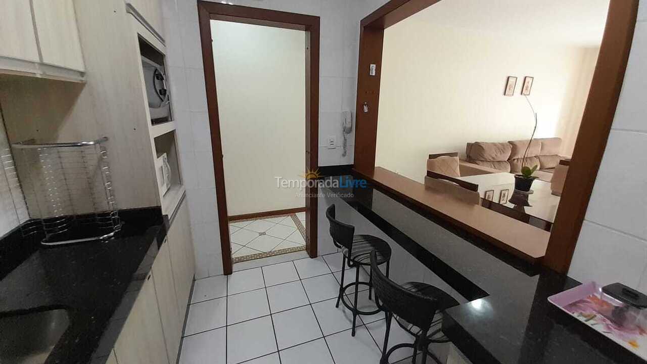Apartamento para aluguel de temporada em Itapema (Meia Praia)