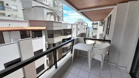 EXCELENTE APARTAMENTO QUADRA MAR 2 DORM.