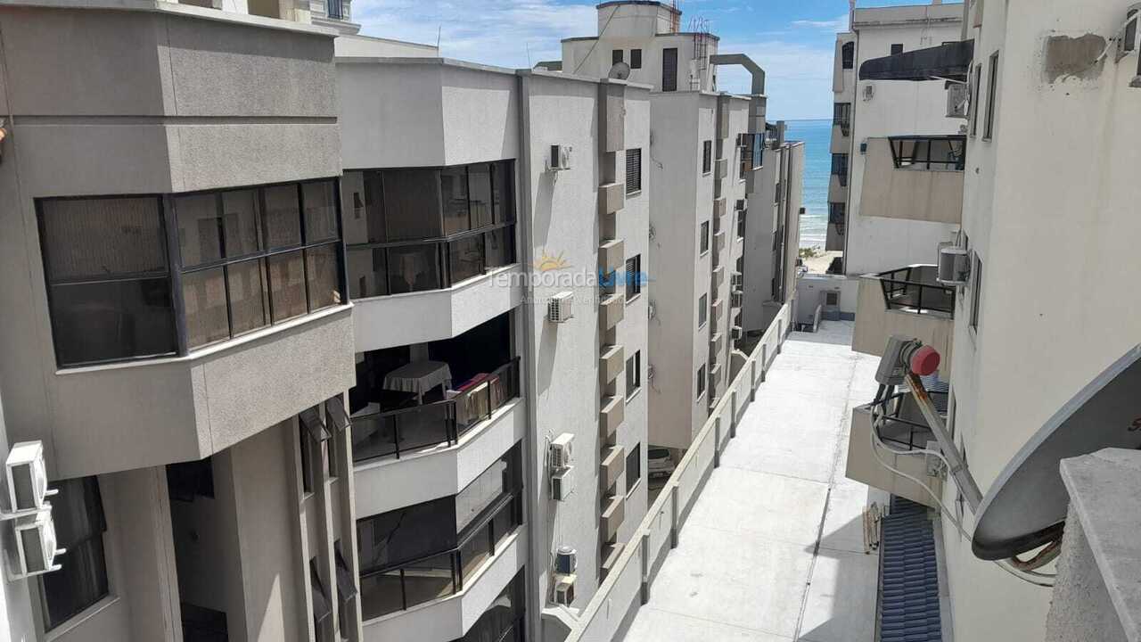Apartamento para aluguel de temporada em Itapema (Meia Praia)