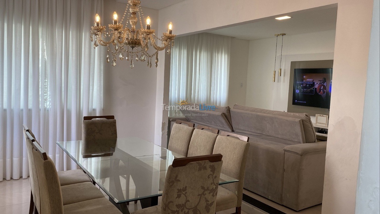 Casa para aluguel de temporada em Penha (Santa Lídia)