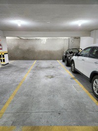 APARTAMENTO EN EL CENTRO - 01 SUITE + 01 DEMI SUITE - 02 ESTACIONAMIENTOS