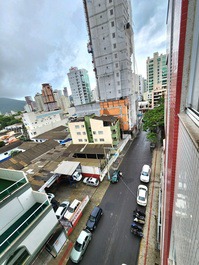 APARTAMENTO EN EL CENTRO - 01 SUITE + 01 DEMI SUITE - 02 ESTACIONAMIENTOS