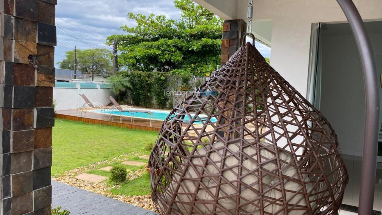 Casa para aluguel de temporada em Penha (Santa Lídia)