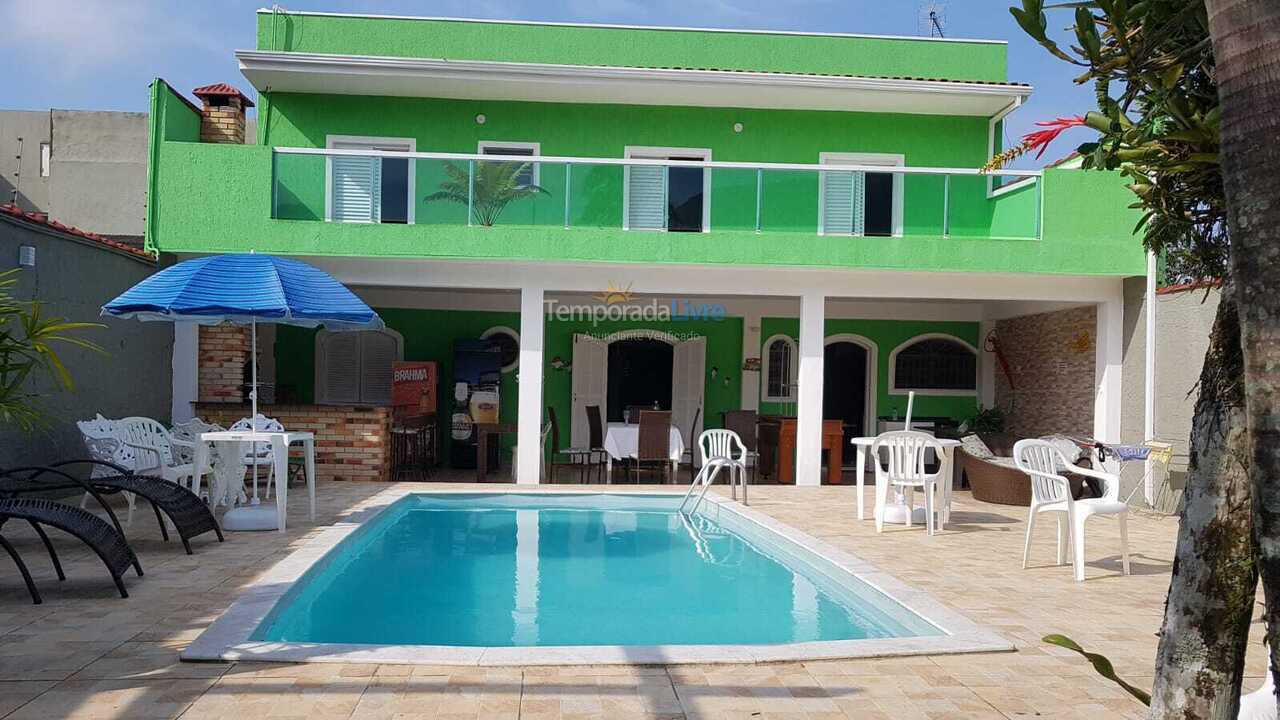 Casa para alquiler de vacaciones em Peruíbe (Jardim Veneza)