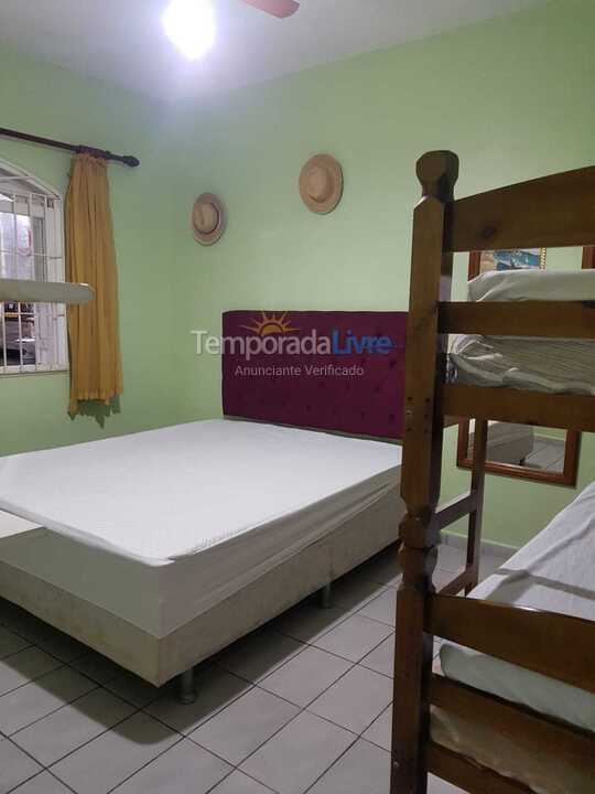 Casa para alquiler de vacaciones em Peruíbe (Jardim Veneza)