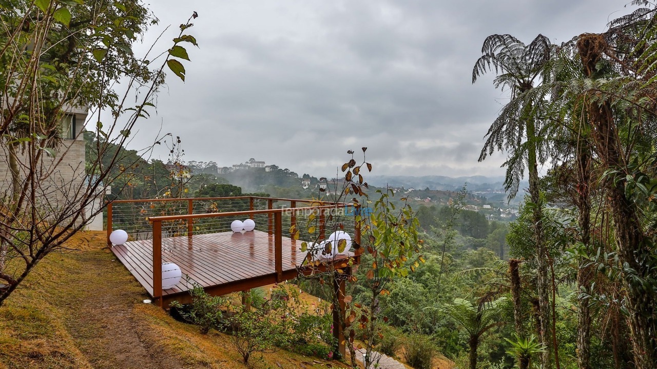 Apartamento para aluguel de temporada em Campos do Jordão (Jardim Belvedere)