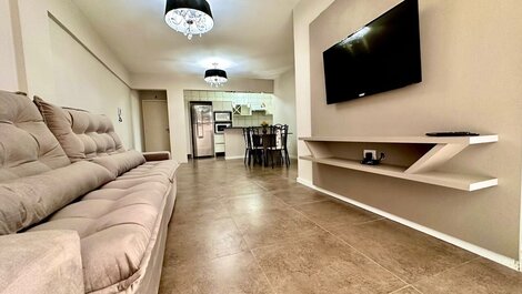 300 - Apartment with 02 bedrooms 50m from Bombas beach