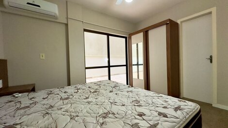 300 - Apartment with 02 bedrooms 50m from Bombas beach