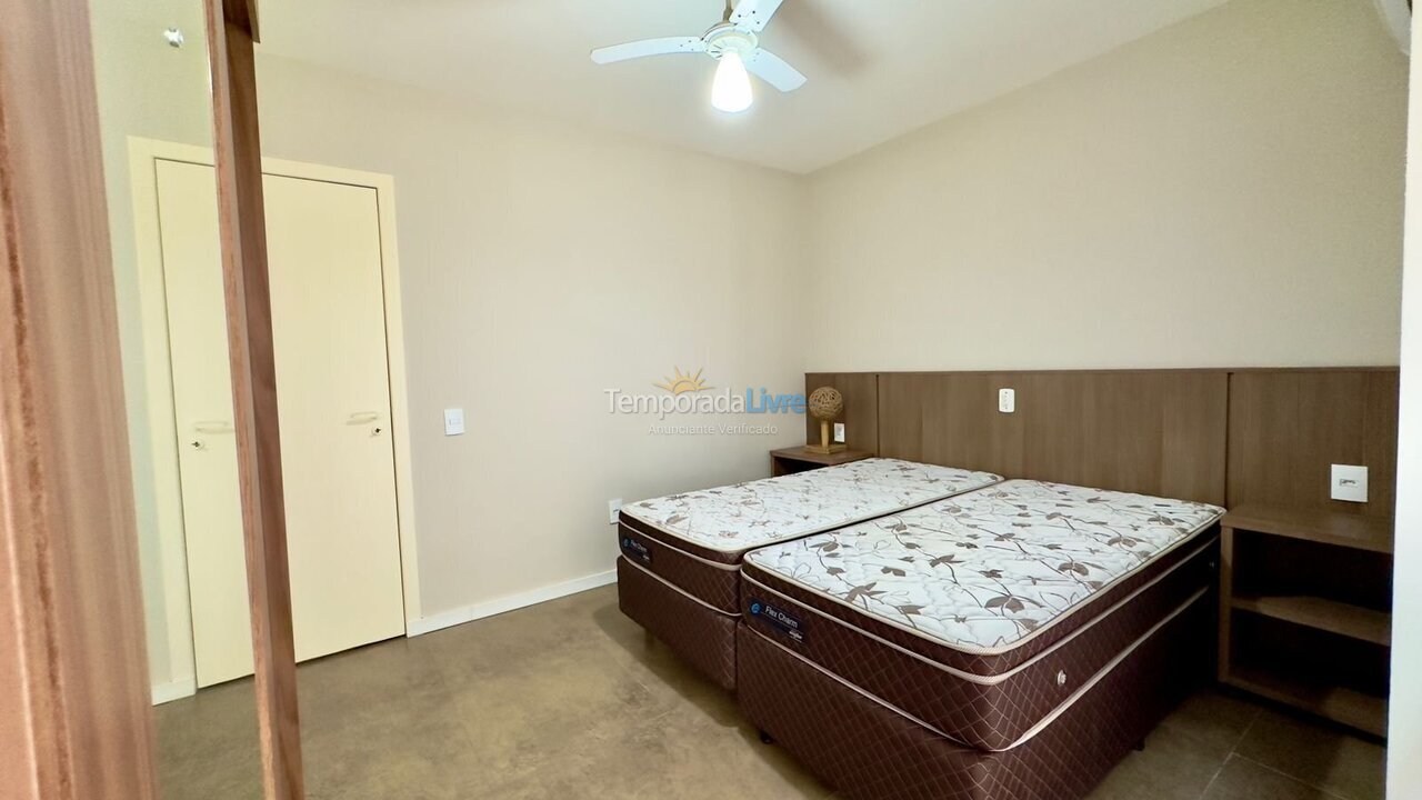 Apartment for vacation rental in Bombinhas (Praia de Bombas)