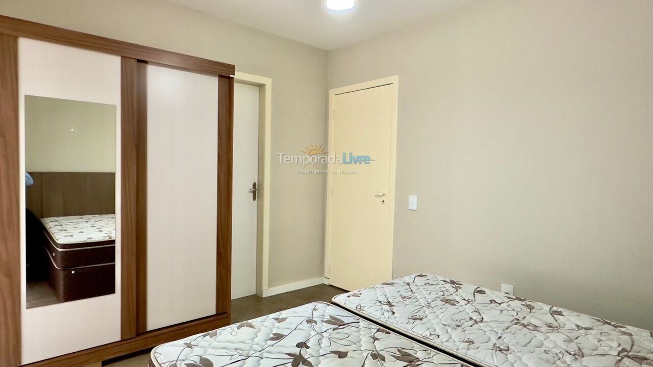 Apartment for vacation rental in Bombinhas (Praia de Bombas)