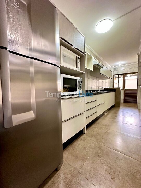 Apartment for vacation rental in Bombinhas (Praia de Bombas)