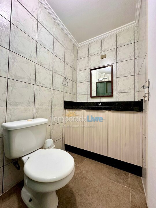 Apartment for vacation rental in Bombinhas (Praia de Bombas)