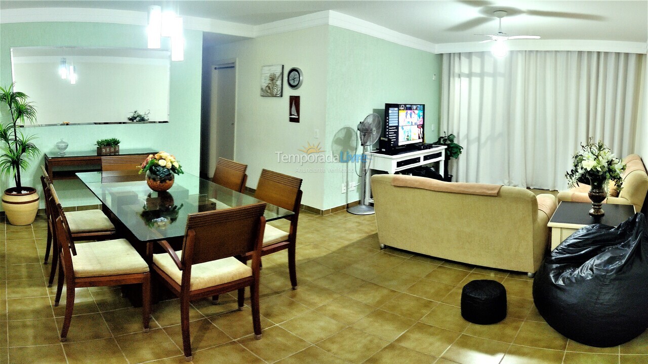 Apartment for vacation rental in Guarujá (Pitangueiras)