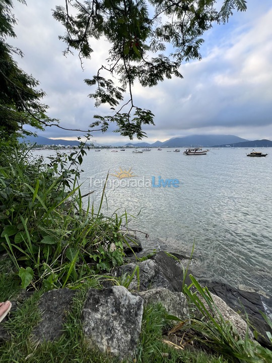 Apartamento para aluguel de temporada em Ubatuba (Praia Grande)