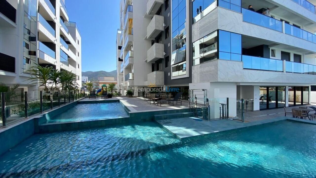 Apartamento para aluguel de temporada em Governador Celso Ramos (Praia de Palmas)