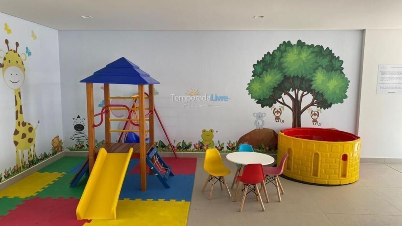 Apartamento para aluguel de temporada em Governador Celso Ramos (Praia de Palmas)