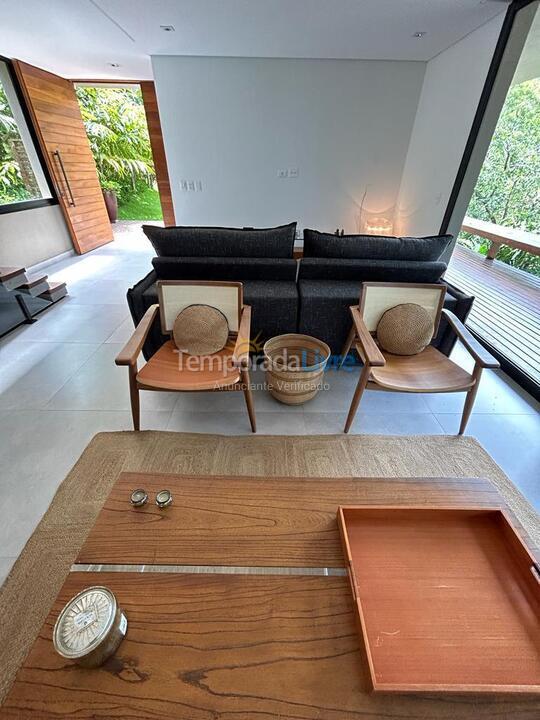 Casa para aluguel de temporada em São Sebastião (Maresias)