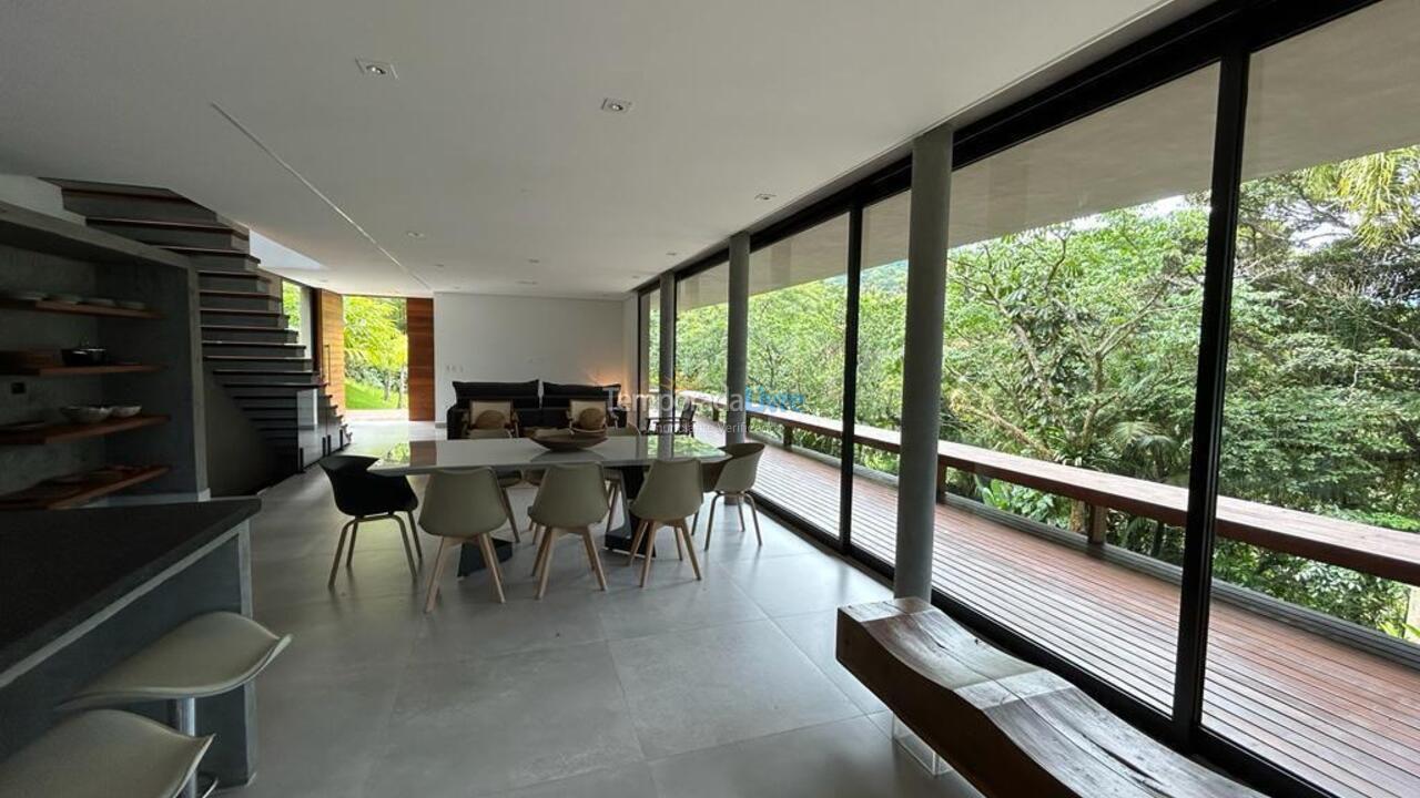 Casa para aluguel de temporada em São Sebastião (Maresias)