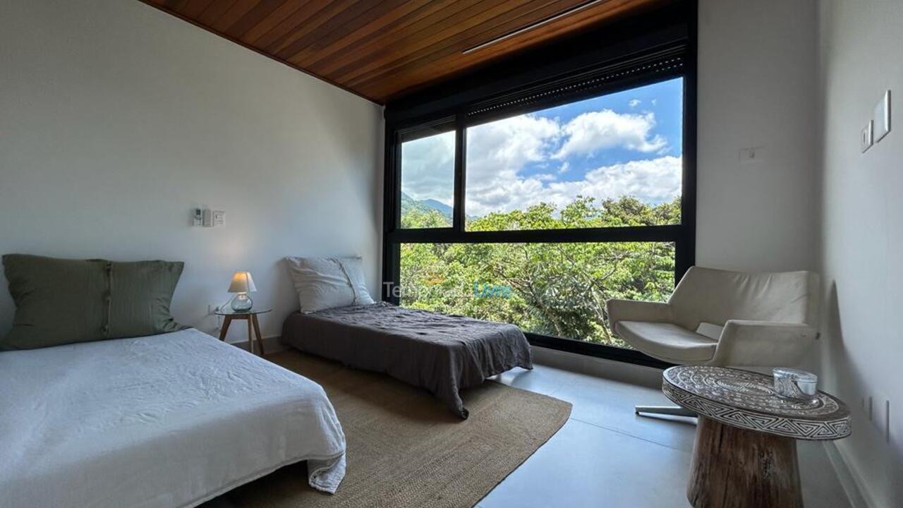 Casa para aluguel de temporada em São Sebastião (Maresias)