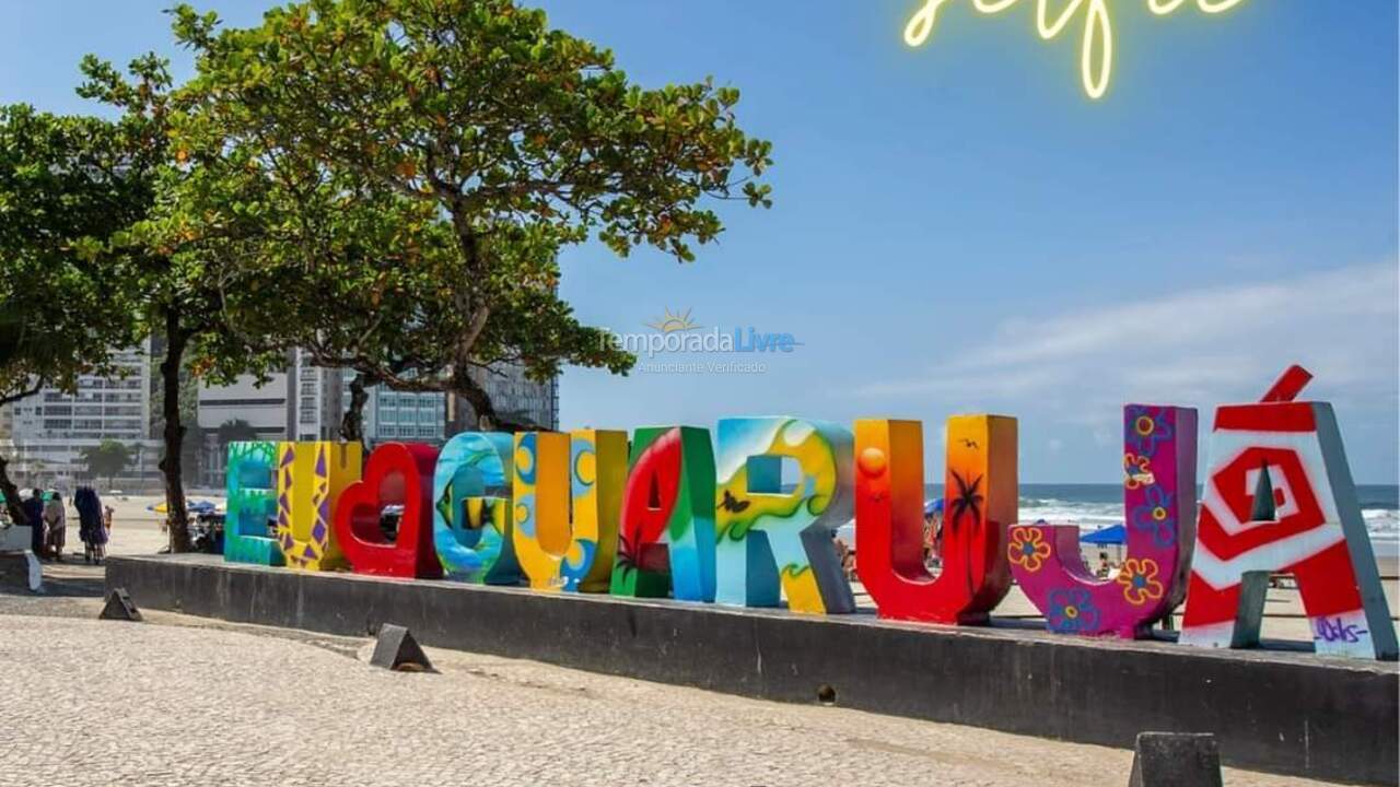 Apartamento para aluguel de temporada em Guarujá (Pitangueiras)