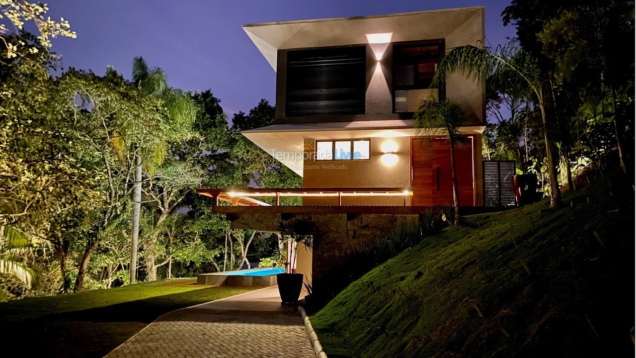 Casa para aluguel de temporada em São Sebastião (Maresias)