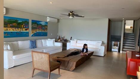 Casa frente ao mar na praia de Juquehy, disponível reveillon