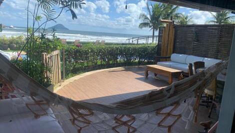 Casa frente ao mar na praia de Juquehy, disponível reveillon