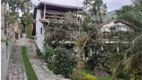 Hermosa costa en Ilhabela Praia do Julião