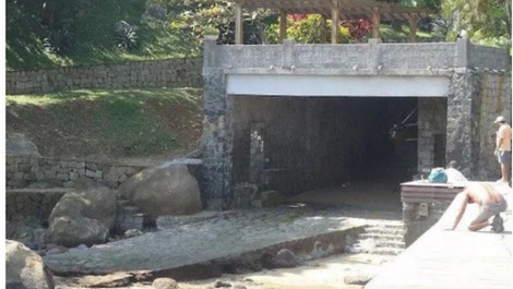 Hermosa costa en Ilhabela Praia do Julião