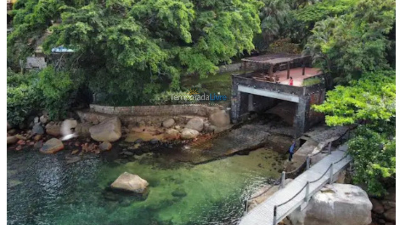 Casa para alquiler de vacaciones em Ilhabela (Praia do Julião)