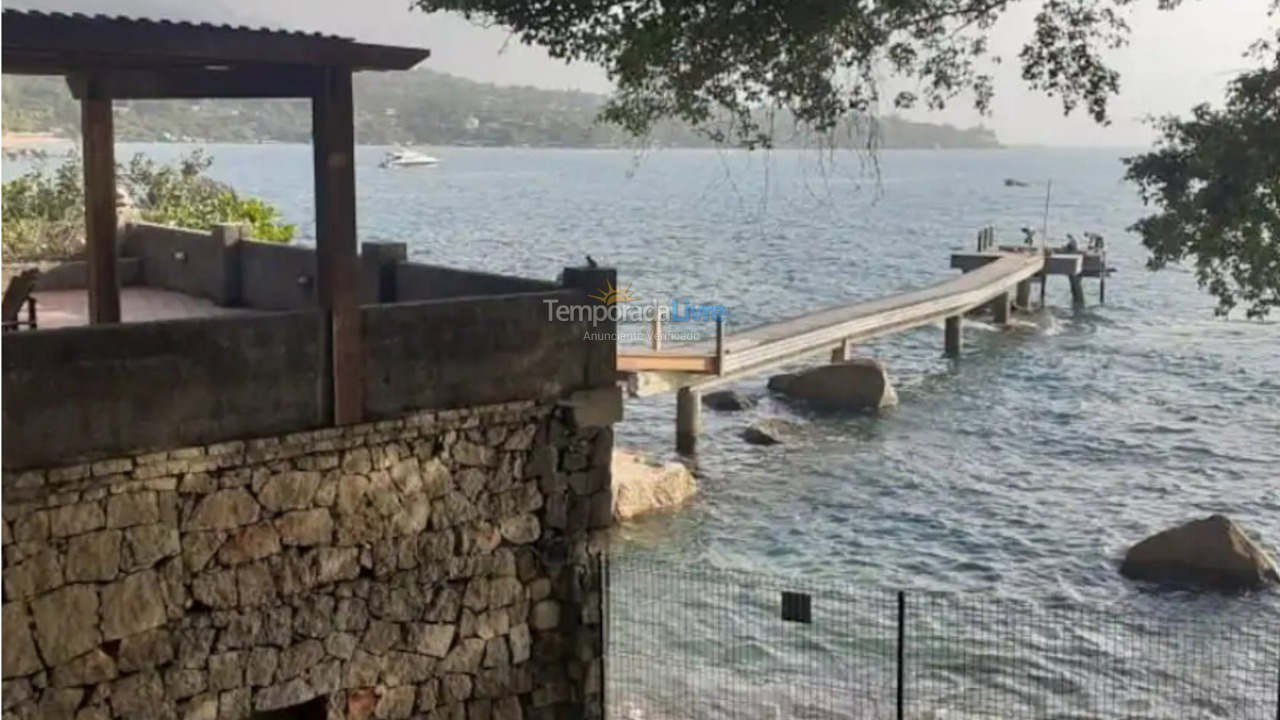 Casa para alquiler de vacaciones em Ilhabela (Praia do Julião)