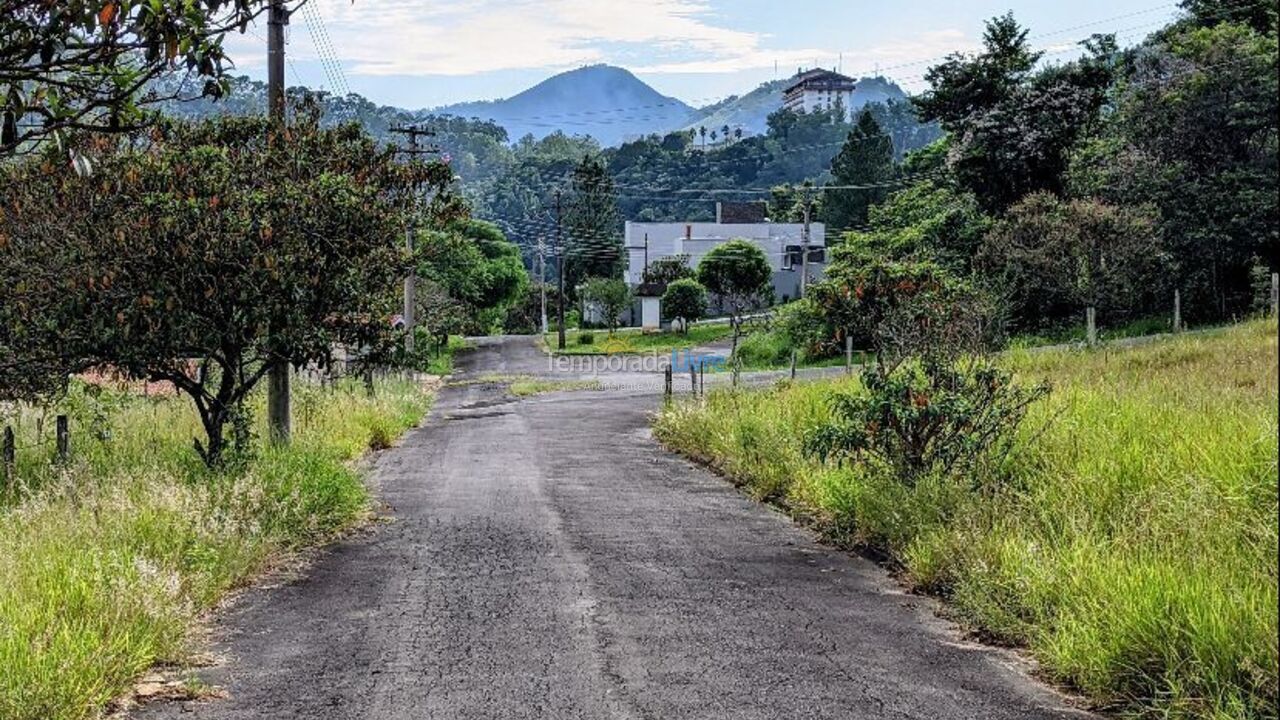 Casa para aluguel de temporada em águas de Lindóia (Mirante das Estâncias)