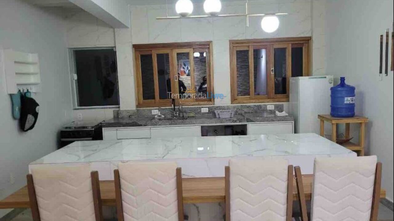 Casa para aluguel de temporada em águas de Lindóia (Mirante das Estâncias)