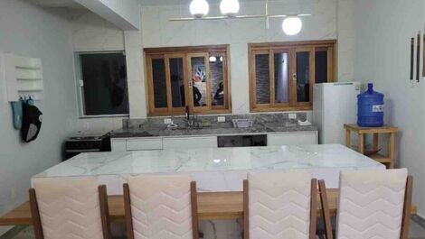 Vista Panorâmica e Pôr do Sol Perfeito – a Poucos Minutos do Centro