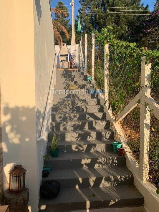 Casa para aluguel de temporada em águas de Lindóia (Mirante das Estâncias)