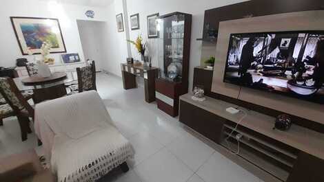 Excellent 2-bedroom apartment in the heart of Meia Praia.