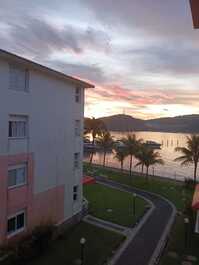 Apartamento para temporada em Mangaratiba