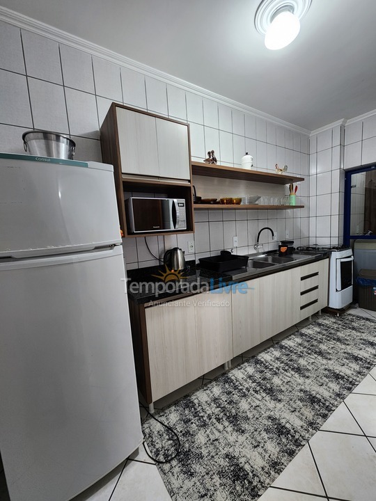 Apartamento para alquiler de vacaciones em Itapema (Meia Praia)
