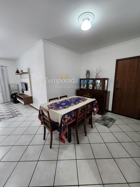 Apartamento para alquiler de vacaciones em Itapema (Meia Praia)